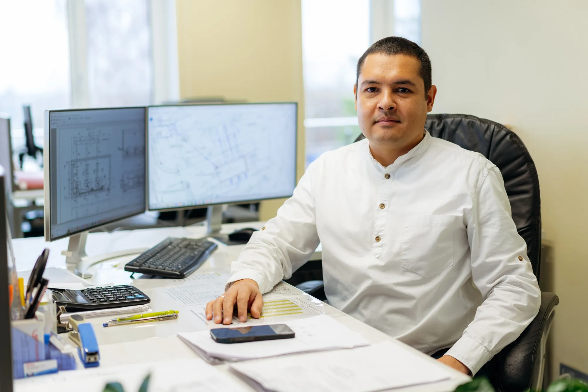 Менеджер по работе с проектами </br> Ибрагимов Рустам 